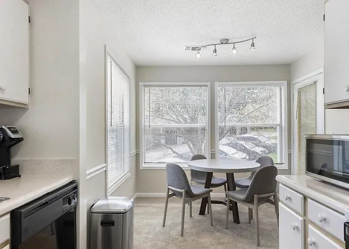 Landing Modern With Amazing Amenities * Winston-Salem